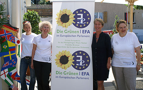 wpid-468Frauenfussball-als-Botschaft-2011-07-16-23-591.jpg