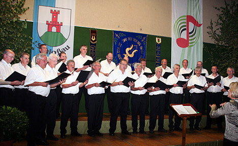 468Jung und aufgeschlossen mit 90