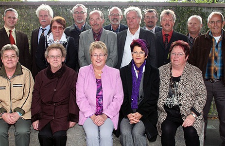 Buergermeister fuehrt durch Regierungspalast