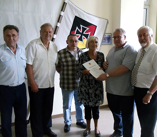 500-40-Jahre-Elke-Schneider-bei-den-Res-002.jpg 500 40 Jahre Elke Schneider bei den Res 002