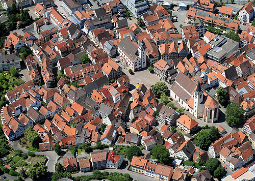 500 Mosbach August 2009 3 red