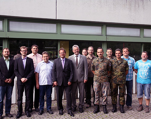 Ministerin Ilse Aigner dankt Azubis