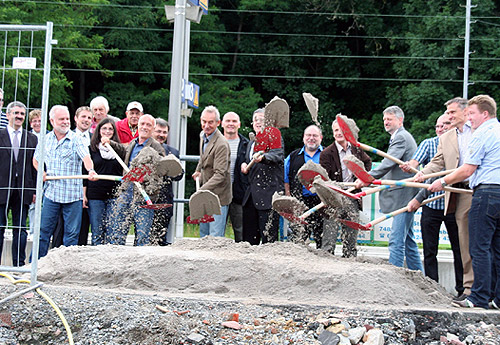 Spatenstich-Seckach-Bahnhof.jpg Spatenstich Seckach Bahnhof