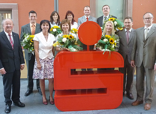 Ehrungen bei der Sparkasse