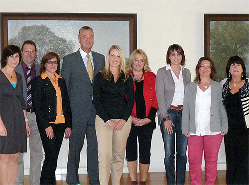 Wertheim ehrt langjaehrige Mitarbeiter