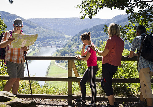 500 Wanderer Blick aufs Neckartal