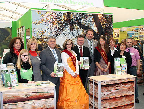 Landraete auf dem Maimarkt
