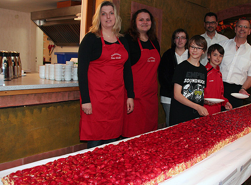 XXL Erdbeerkuchen