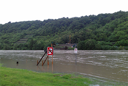 Bei-Hassmersheim-Gary-Emmert.jpg Bei Hassmersheim Gary Emmert