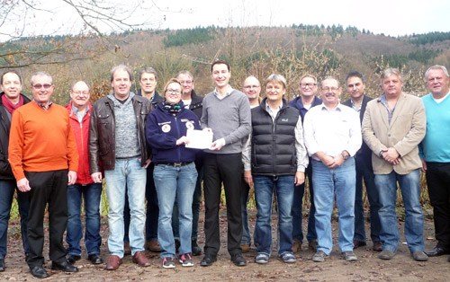 NZ weihnachstmarkt uebergabe presse 1