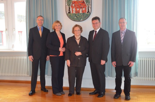 Regierungspraesidentin in Aglasterhausen.jpg Regierungspraesidentin in Aglasterhausen