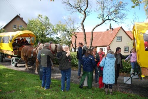 Kutschfahrt zum Mostwochenmenu im Herbst.jpg Kutschfahrt zum Mostwochenmenu im Herbst