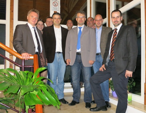 bm-Kandidaten beim Foerderverein.jpg Bürgermeister-Kandidaten beim Förderverein Mörtelstein