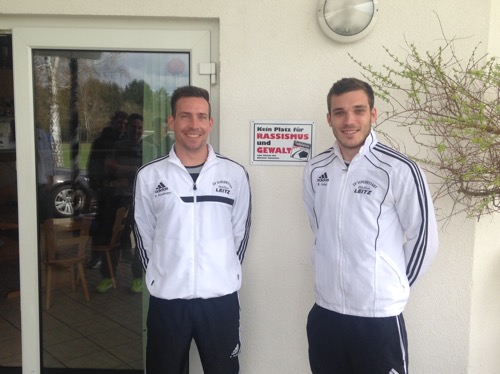 4 Schrauben für Zivilcourage