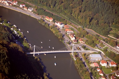 Luftbild mit Bruecke Zwingenberg