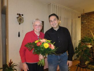 Seniorin unterstützt ihr Heimatdorf » NOKZEIT