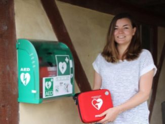 Defibrillator für Waldauerbach gespendet » NOKZEIT