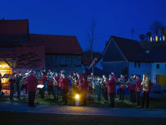 Musikverein setzt Zeichen für Frieden » NOKZEIT