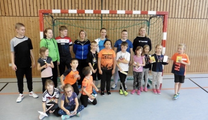 Handballaktionstag an der Winterhauch-Schule » NOKZEIT