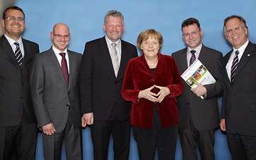 wpid-H-O-T-im-Dialog-mit-der-Kanzlerin-2011-03-29-18-12.jpg