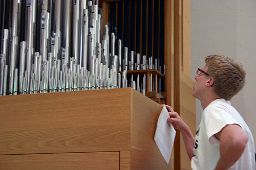 Orgel-riechen.jpg Orgel riechen