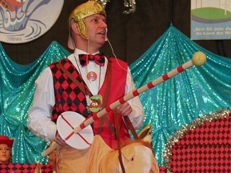 Buergermeister rippberger kaempft gegen windmuehlen.jpg