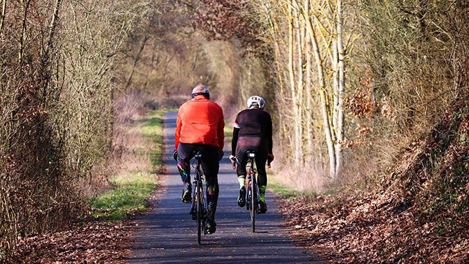 Fahrradweg 678x381