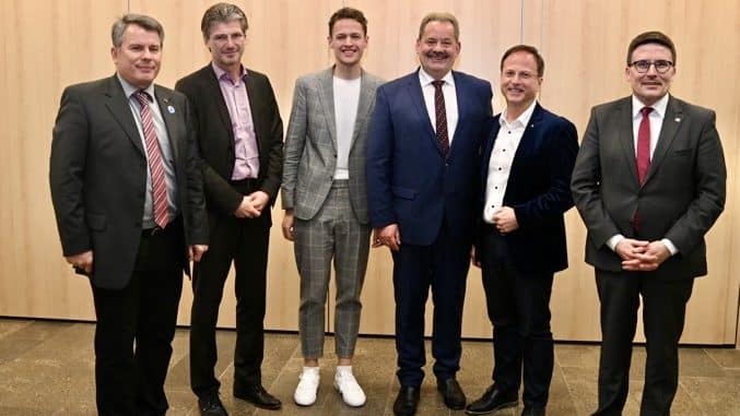 8DAAE5AF-E92A-4F91-BF86-A548B3FB13C5 8daae5af e92a 4f91 bf86 a548b3fb13c5