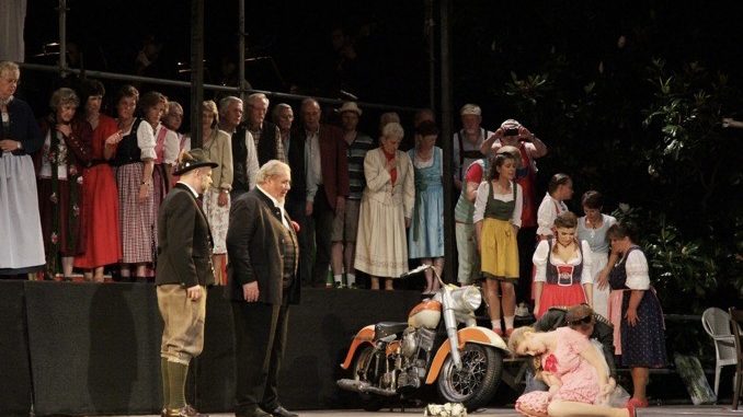 8FA74982 21A0 4018 A00F 65A3A17DA207