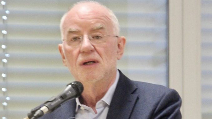 03DA6816 C166 4DA6 AA2B D15F73BBED61