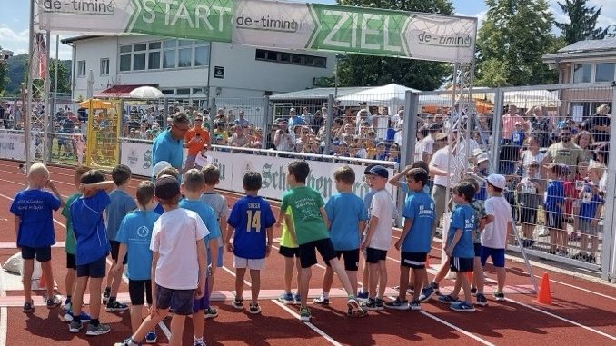 2CA6B3A7 D158 4E63 B2DE F20CCB9E6EC4