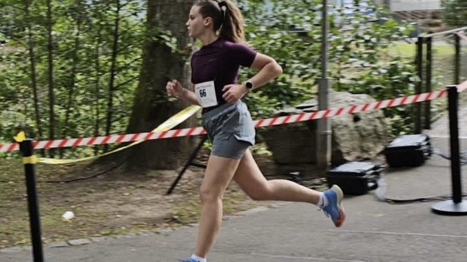 B40B6580 4173 4FDD A483 7278795EBC0E