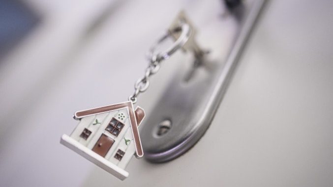 BD7399B9 5CE2 48D3 8D08 9930FA83E1BD