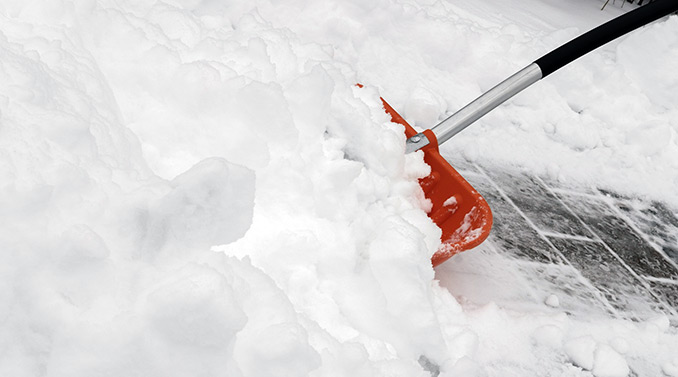 symbolbild-Schneeschippen Symbolbild schneeschippen