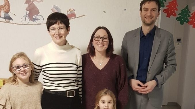 3CCD28AA A371 4D54 928B D2BE7CAFE927