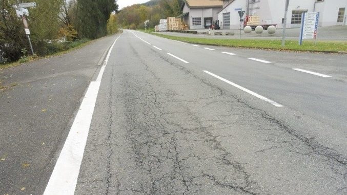 7AC825B5 655E 4074 AF19 A2118CAA69BE