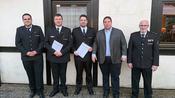 Kp ffw waldkatzenbach befoerderten.jpg