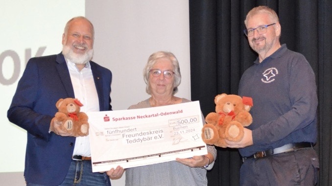 Tröstebären unterstützen Einsatzkräfte