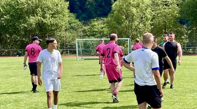 Fußball mit Herz gegen Krebs