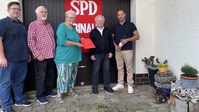 Für 30-jähriges Kassiererjubiläum geehrt