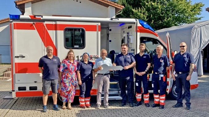 „Fahrbare Intensivstationen“ für den Rettungsdienst
