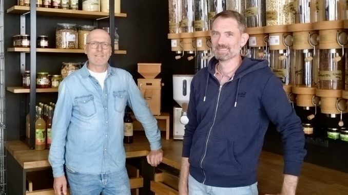 Unverpackt-Laden feiert Wiedereröffnung Unverpackt-Laden feiert Wiedereröffnung