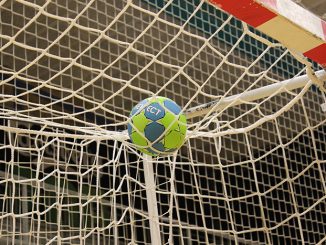 Premiere geglückt – Mit Heimsieg gestartet