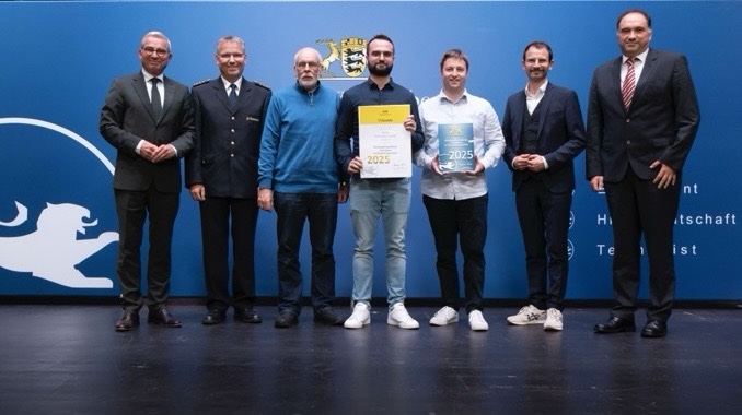 17619295217319 nuqzrc.jpg