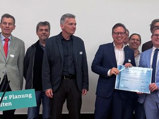 Preis fuer Rebhuhnschutz Schefflenztal.jpg