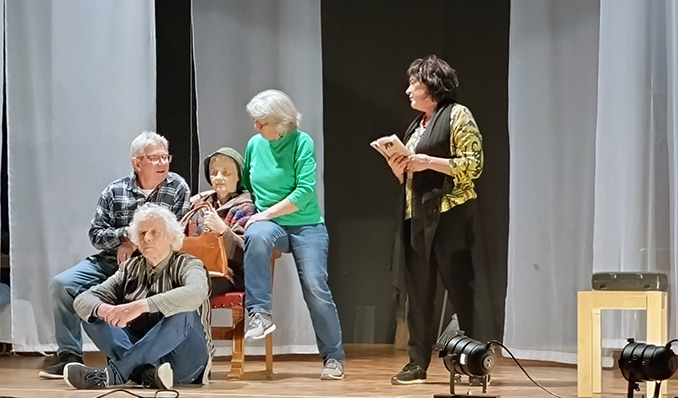 Einsamkeit im Mittelpunkt