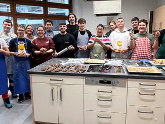 Plätzchen erfreuten Jung und Alt