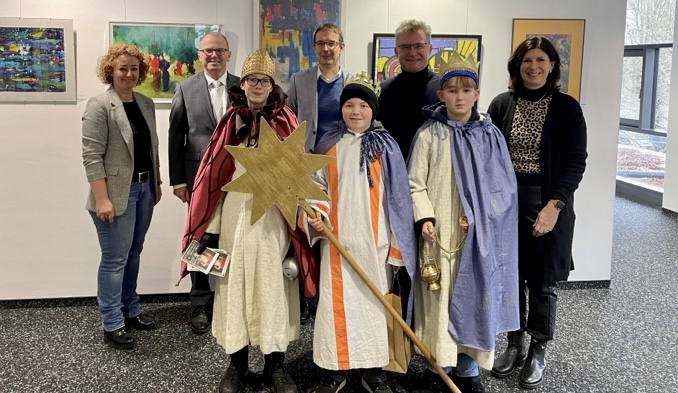 Sternsinger besuchen das Landratsamt