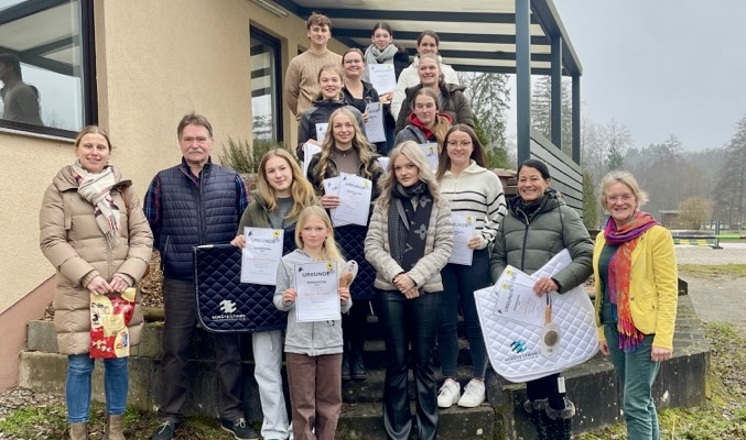 Reiterinnen der Ringmeisterschaft geehrt
