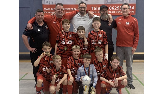 E-Junioren der SVS holen Wanderpokal